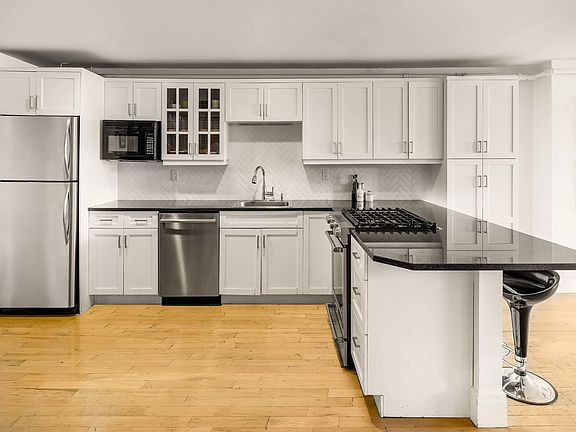 5th image of 535 Dean St APT 310