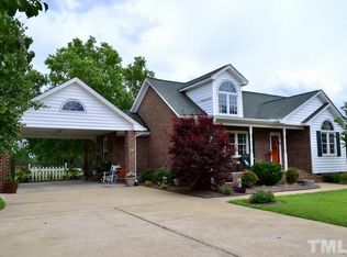 225 Wendy Pl, Benson, NC 27504