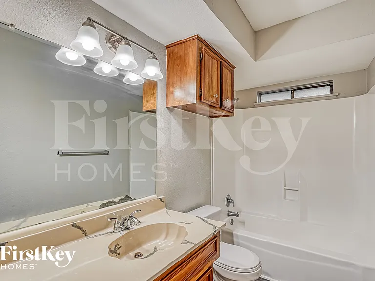 18742 Glen Briar Ln — Photo 14