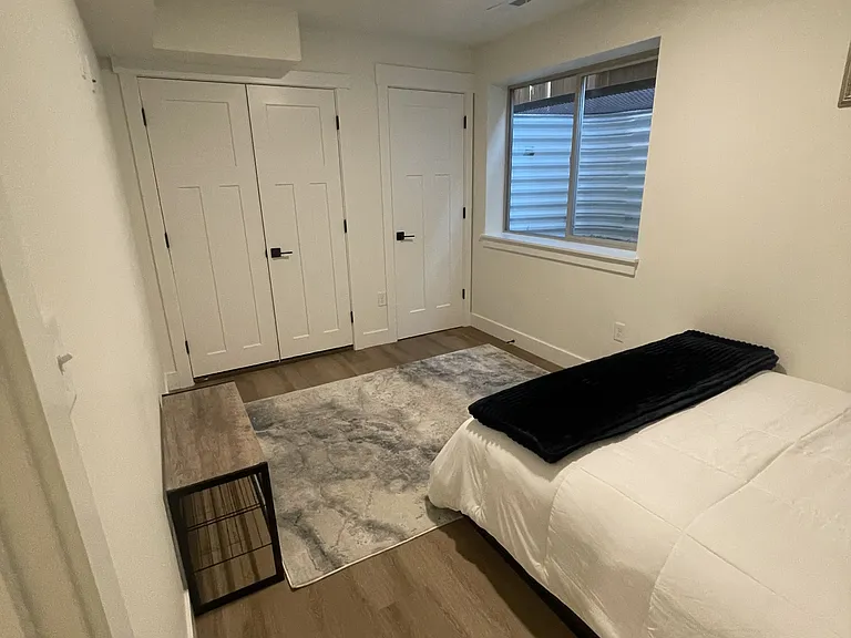 2233 Jefferson Ave #3 — Photo 13