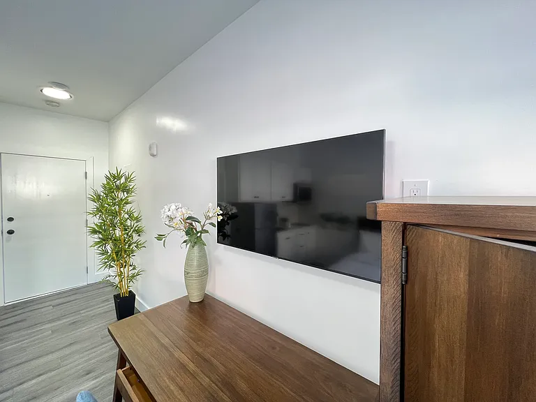 2312 Ponce De Leon Blvd #204 — Photo 18
