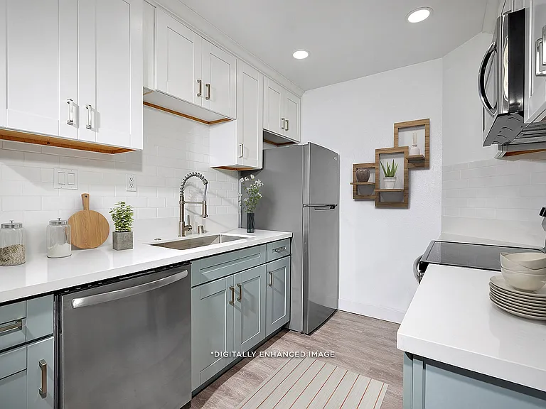 Elivia Apartments — Photo 11