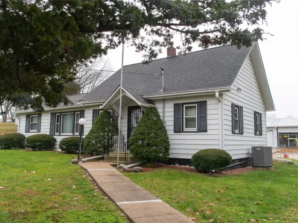 1568 Highway T15, Knoxville, IA 50138