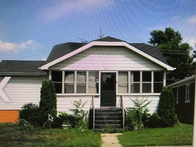 1st image of 579 Freeland Ave