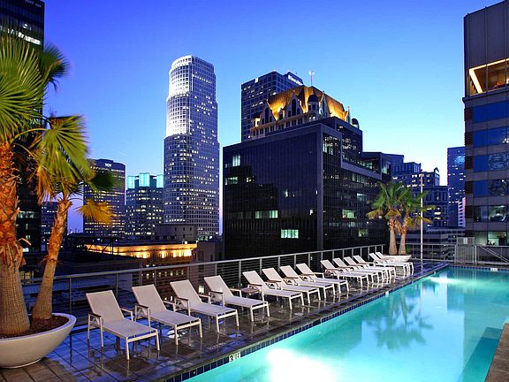 24-hour Rooftop Swimming Pool