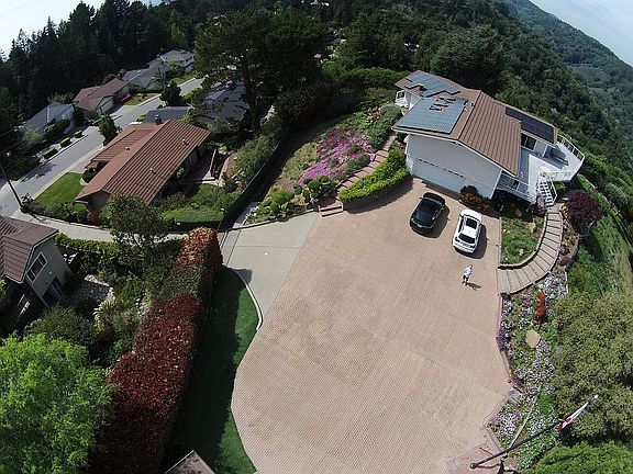 3rd image of 12640 Brookpark Rd