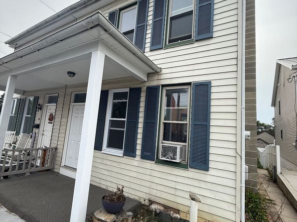 18 Big Spring Ave
