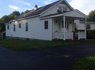 440 County Line Rd, Schenectady, NY 12306