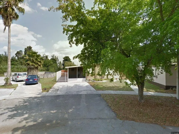 21750 NW 1st St, Pembroke Pines, FL 33029