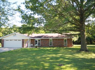 7660 E Southern Dr, Columbia, MO 65201