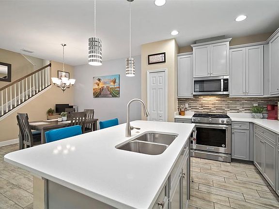 2nd image of 5807 Circa Fishhawk Blvd