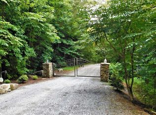 3 Laurel Creek Trl, Blue Ridge, GA 30513