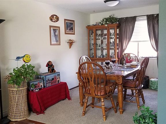 Formal dining are