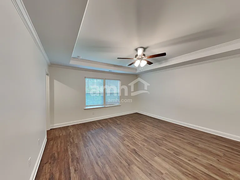6051 Rosemore Ln — Photo 12