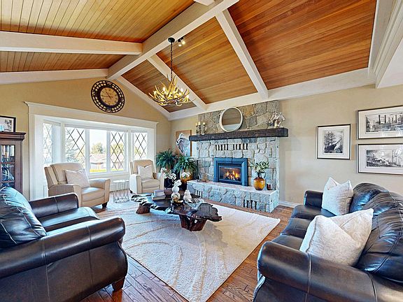 4th image of 3755 Clearbrook Rd #7