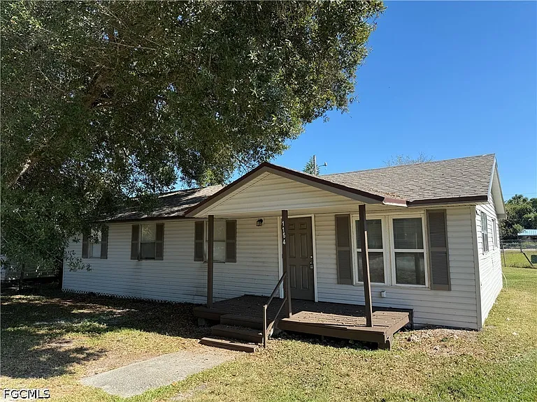 1154 Gamble St — Photo 1