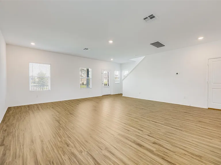 1545 Cobblecrest Ln — Photo 6