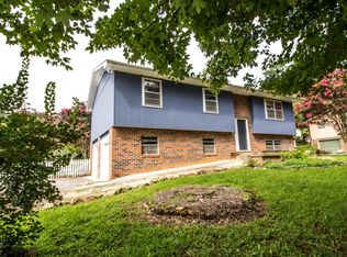 307 W Mountain View Rd, Corryton, TN 37721