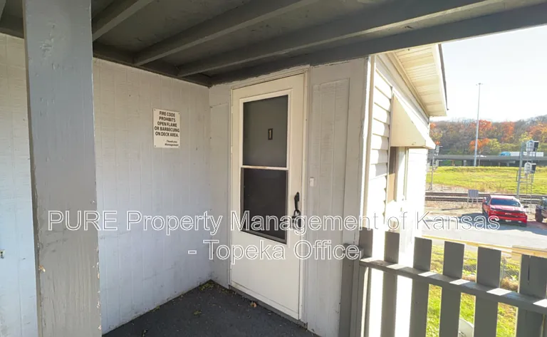 2440 S Mill St #1 — Photo 5