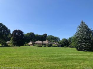 840 Harsdale Rd, Bloomfield Hills, MI 48302