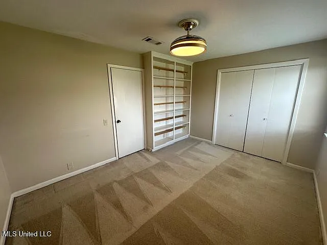 342 Lakebend Dr — Photo 10