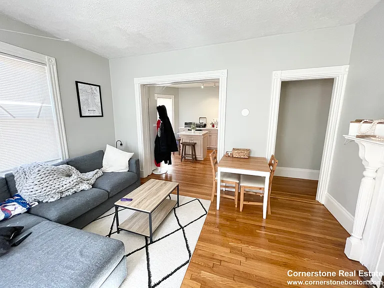 24 Pond St #1 — Photo 4