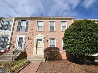 5648 Ridge View Dr, Alexandria, VA 22310