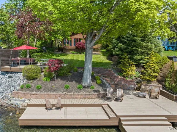 1749 Shady Bend Ln, Skaneateles, NY 13152