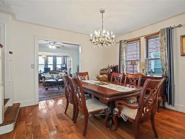 59-11 Fresh Pond Road image 6 of 17