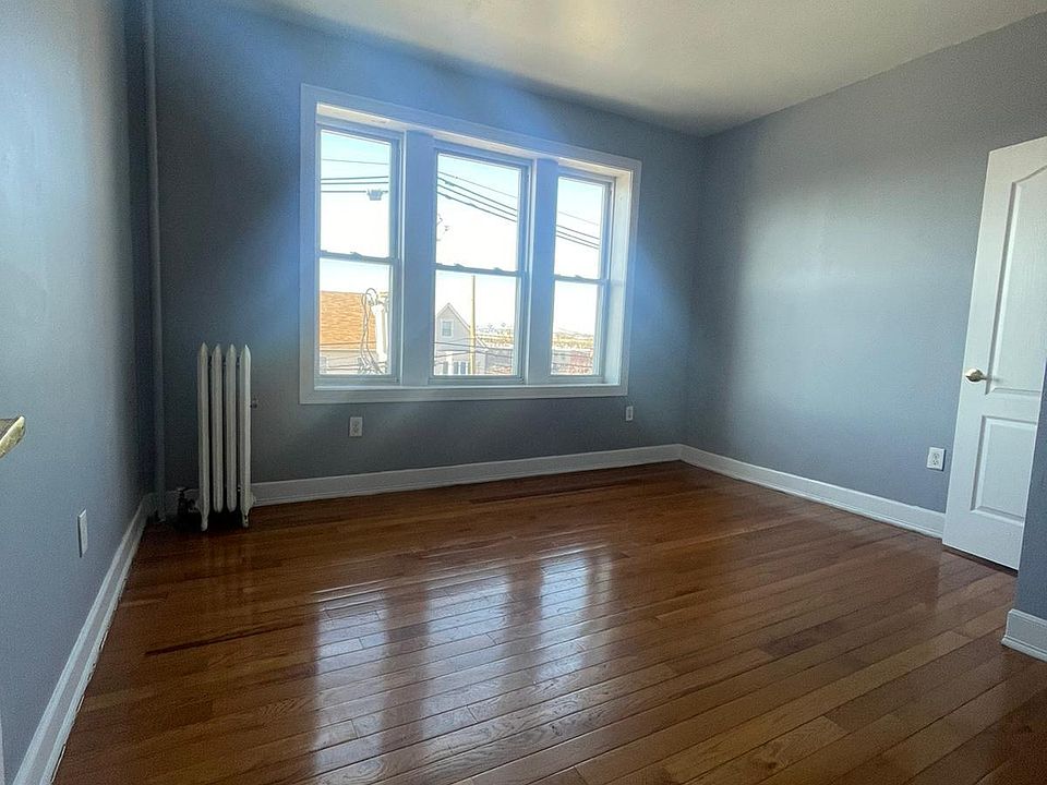 2nd image of 1200 Kennedy Blvd #30
