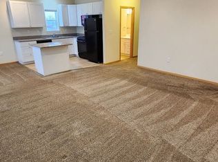 804 3rd St NW #G, Sidney, MT 59270