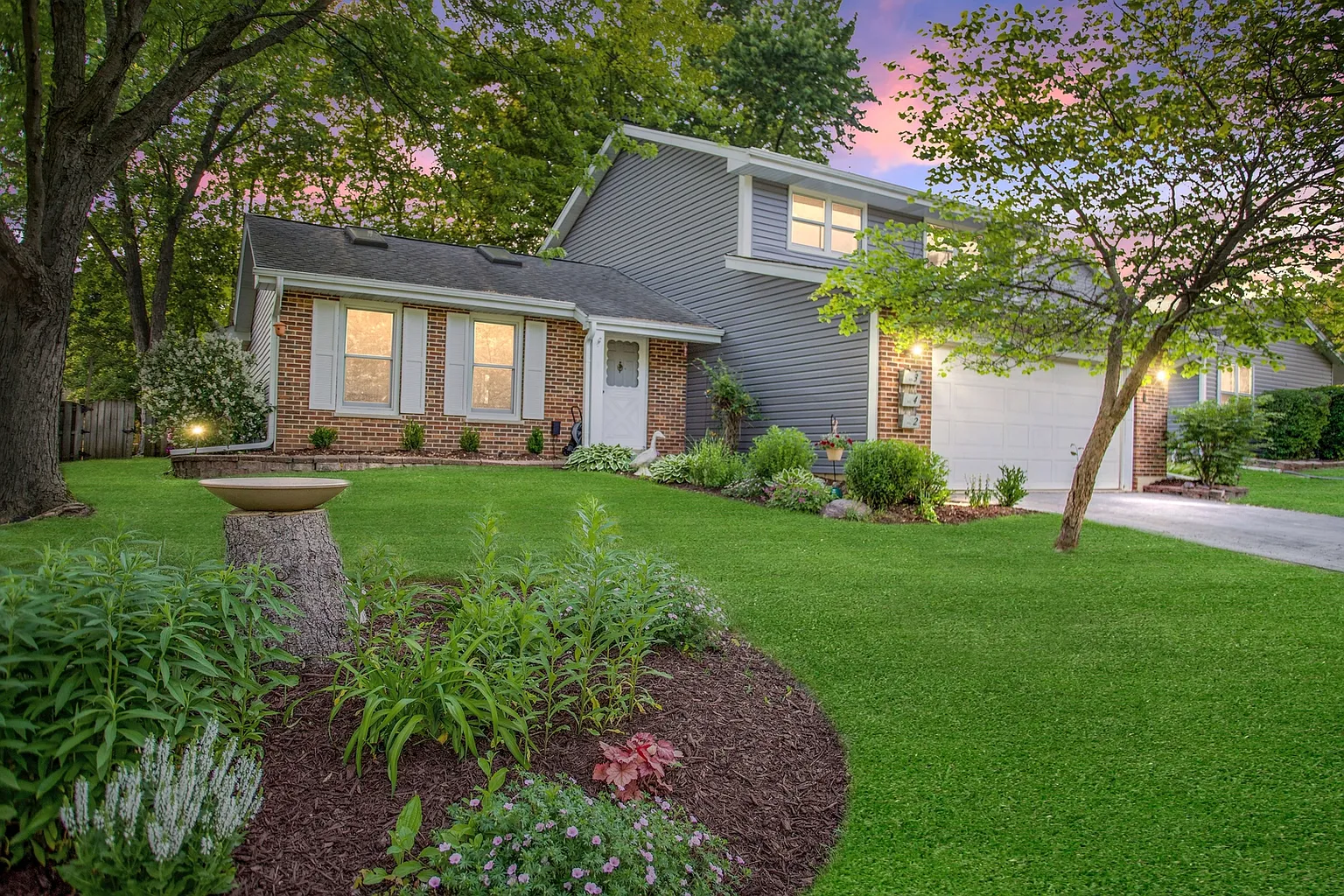 342 Terrace Dr photo 1