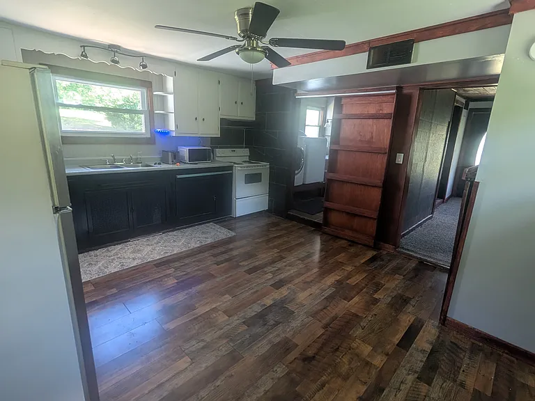 2286 Mercer West Middlesex Rd — Photo 8