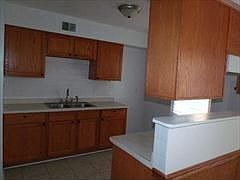 2nd image of 2906 N Heatherlea Dr