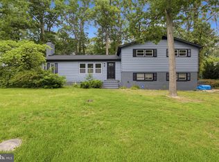 896 Forest Ln, Hanover, MD 21076