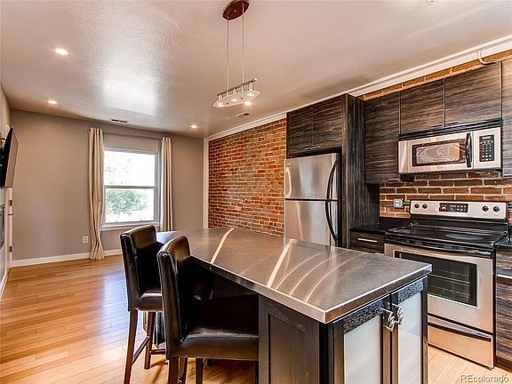5th image of 2306 Glenarm Pl Unit 201