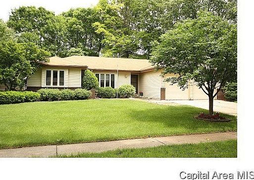 1st image of 320 Astoria Rd