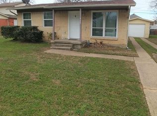 935 Powell Rd, Mesquite, TX 75149