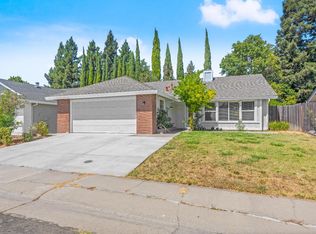 6805 Paseo Del Sol Way, Elk Grove, CA 95758