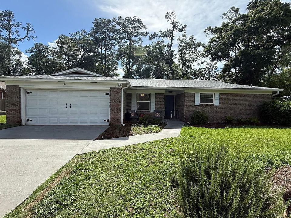 1st image of 2306 W Indian Head Dr