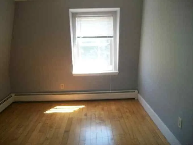 71 Dana St #6 — Photo 2