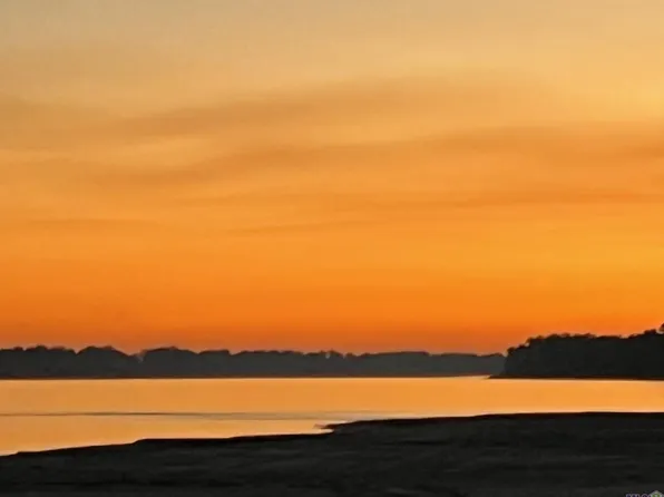 River Rd, Saint Francisville, LA 70775