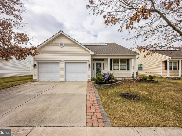 20 Chew Ln, Sewell, NJ 08080