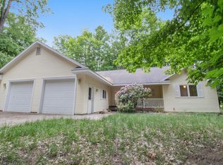 4605 Steffins Rd, Arcadia, MI 49613