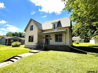 641 W Court St, Beatrice, NE 68310