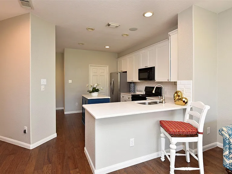 8814 Silent Willow Ln — Photo 13