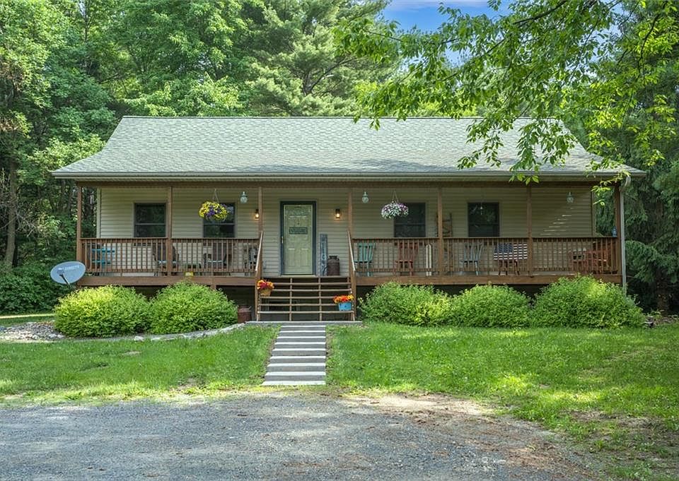 199 1st Avenue, Clear Lake, WI 54005 Zillow