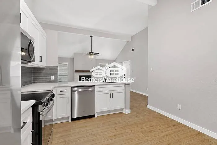 4779 Wineberry Dr — Photo 13