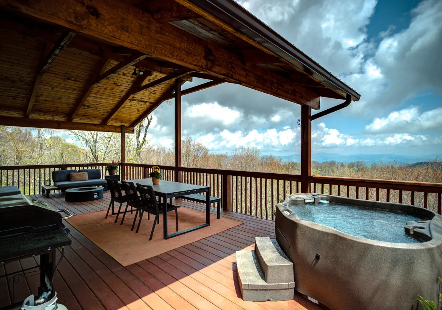 Cozy Ski Roost | Hot Tub, Views & Fall Foliage — Photo 1