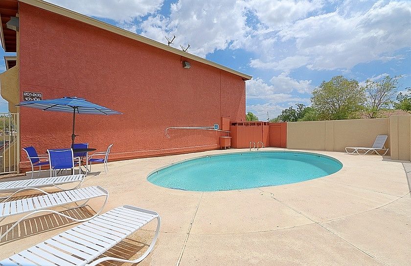 2nd image of 1424 S Jentilly Ln APT 201